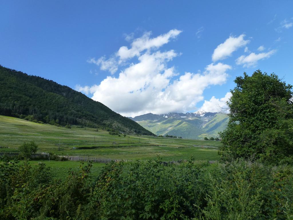 Guesthouse Mountain View Местия Экстерьер фото