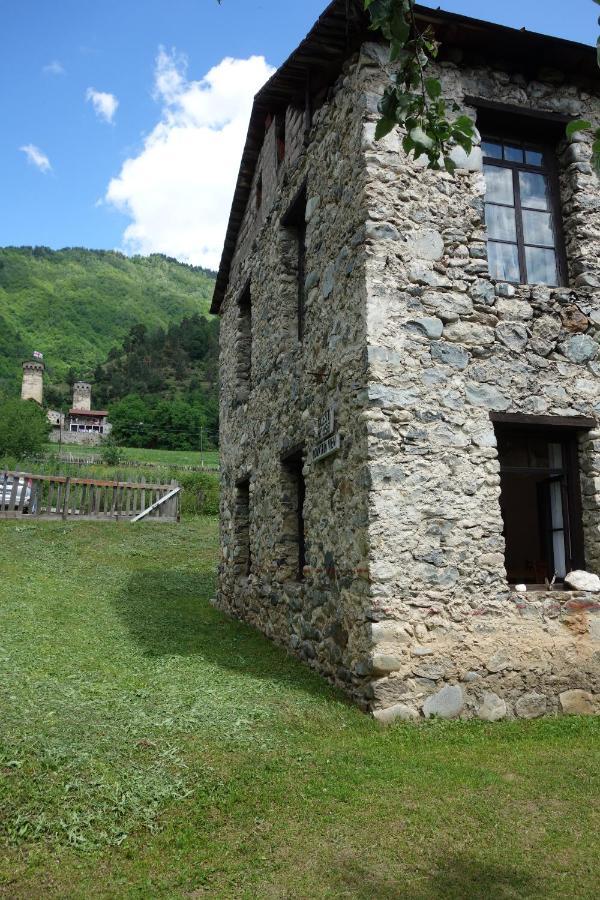 Guesthouse Mountain View Местия Экстерьер фото